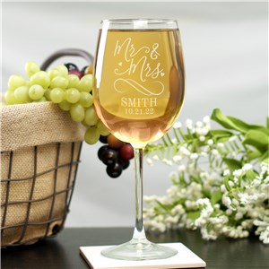 Personalized Mr & Mrs Wine Glass
