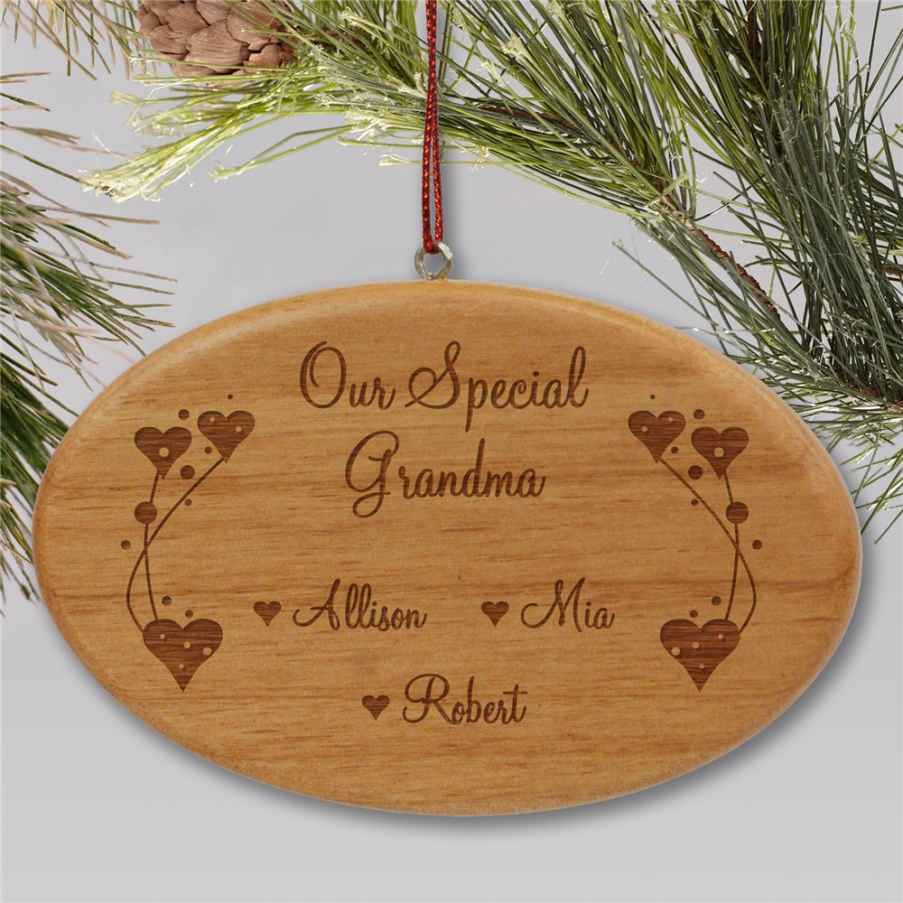 Engraved Grandma Wooden Oval Christmas Ornament In 2021 Christmas Ornaments Personalized Christmas Ornaments Family Family Christmas Ornaments