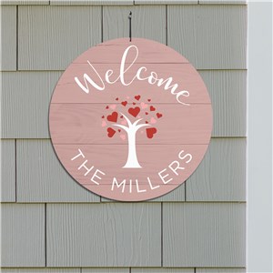 Personalized Welcome Hearts Tree Round Sign